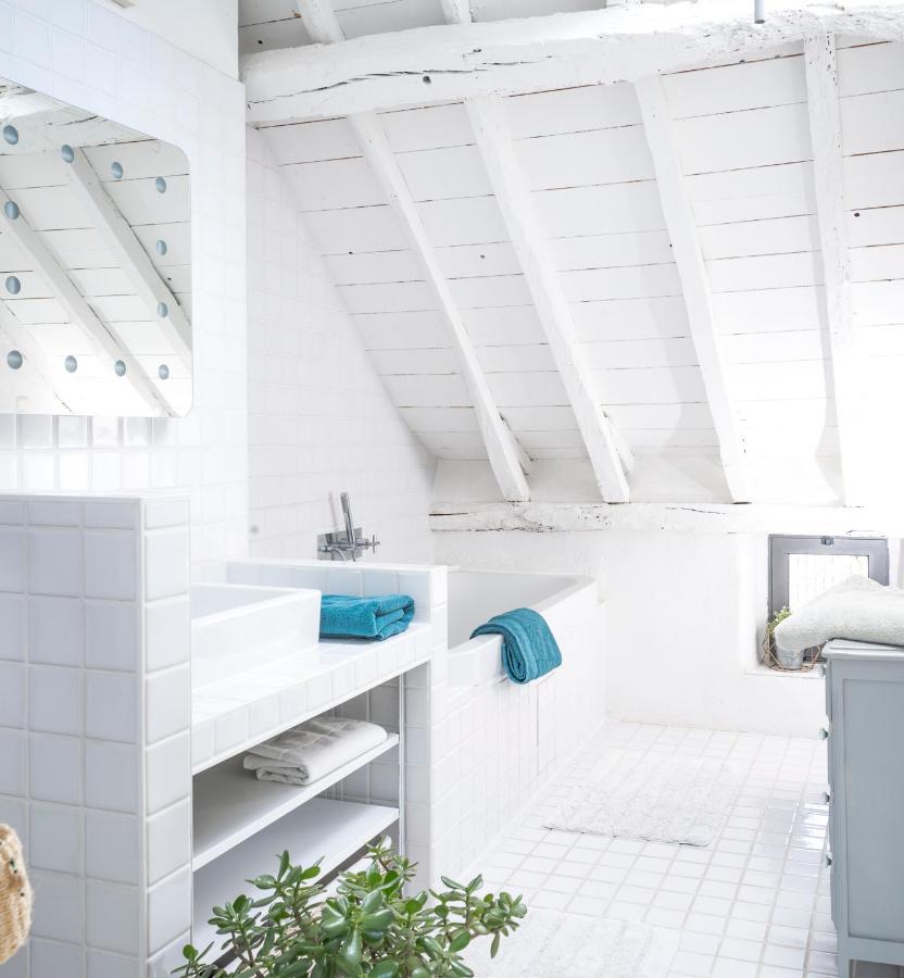 Chez Mezig Bed & Breakfast Орво Екстериор снимка